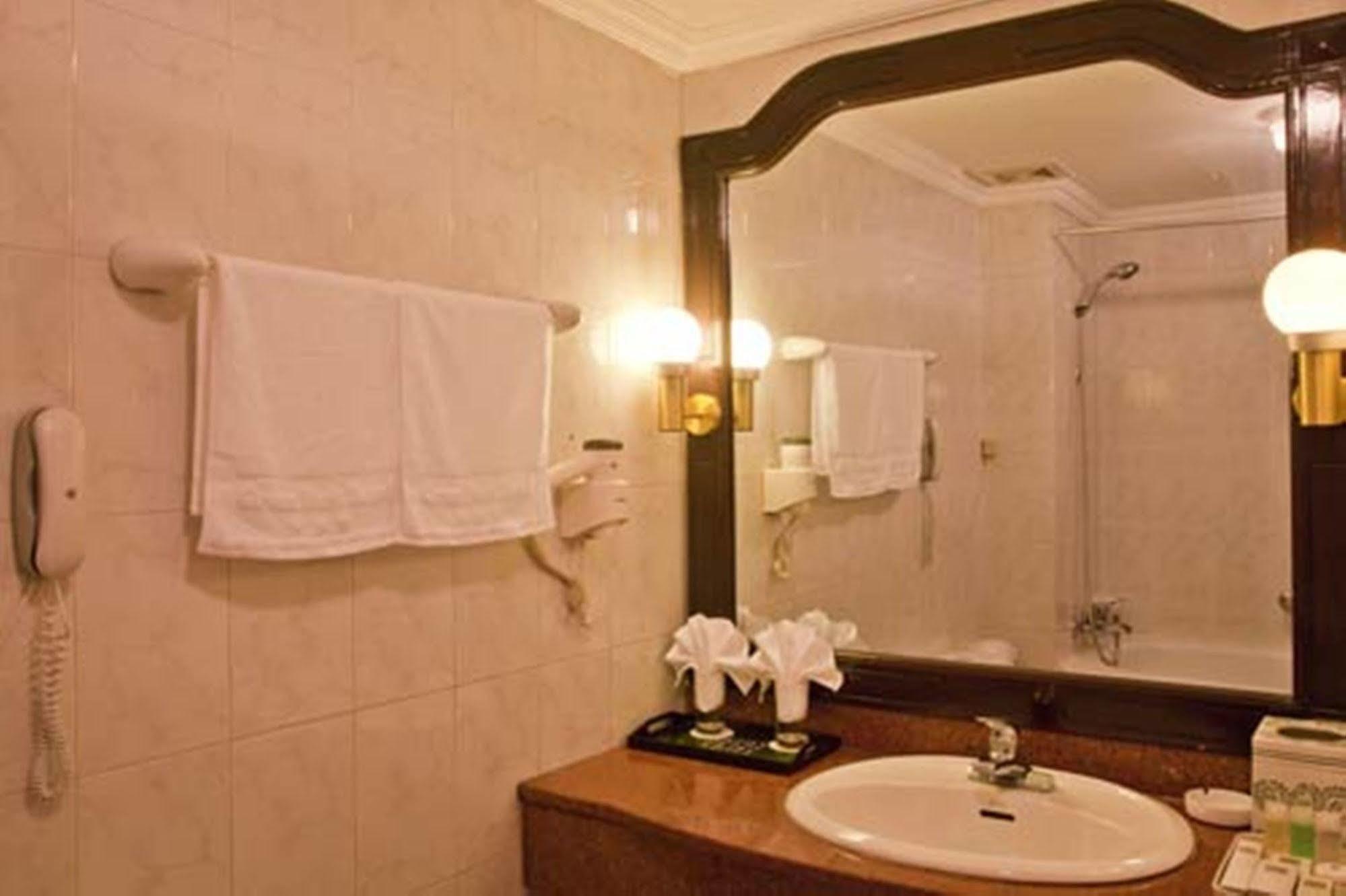 Green Park Hotel Hanoi Dış mekan fotoğraf